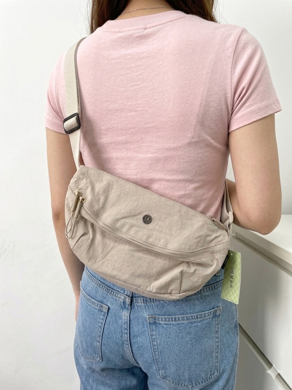 Lightweight Crossbody Chest Bag with 3 Zipper Compartments